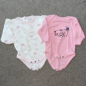 🏷️5 for $25🏷️ Rene Rofe 3-6 months girls onesies